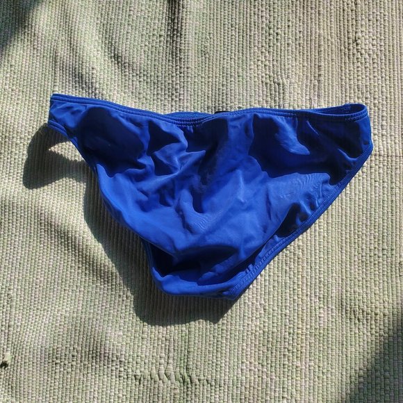 Blue SKU speedo - Picture 2 of 2